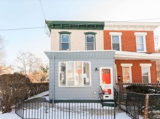 130 E Pastorius St, Philadelphia, PA 19144