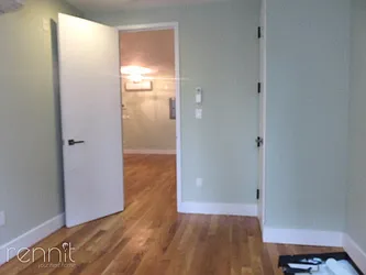 Rented by Rennit Inc.