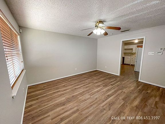 2nd image of 4616 Erskine St