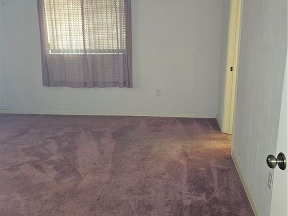 3rd image of 501 Plumosa Ave