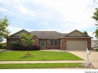 3924 Greenfield Dr, Springfield, IL 62704