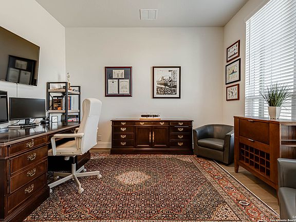 5th image of 10042 Deidehban Dr