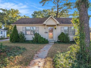 218 N Coquillard Dr, South Bend, IN 46617