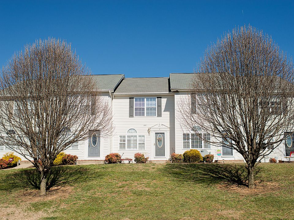 1st image of 251 Amanda Lane #3