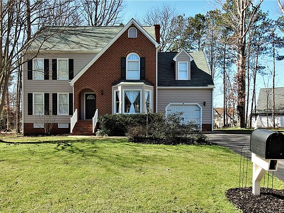 2nd image of 13904 Cedar Cliff Ct