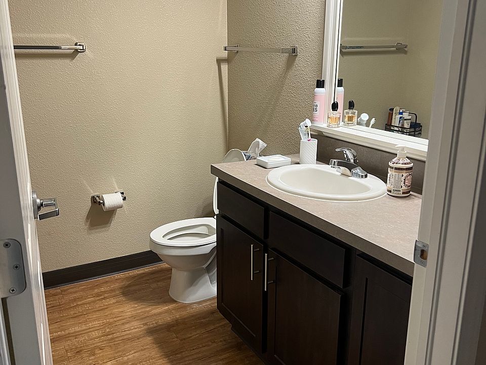 2nd image of 5694 Rhodes Rd #0