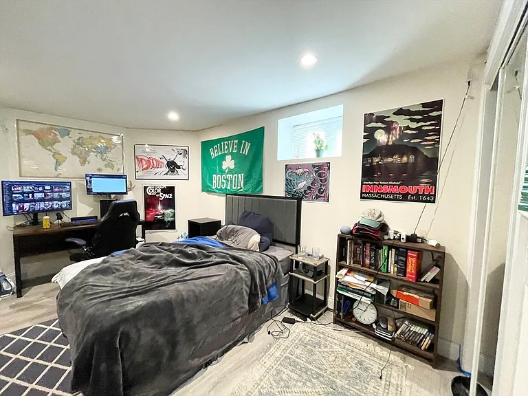 21 Iroquois St #1A — Photo 14