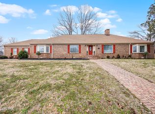 111 Dodd Dr W, Martin, TN 38237