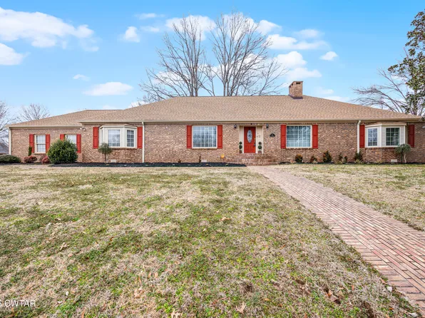 111 Dodd Dr W, Martin, TN 38237