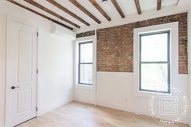 Rented by Nolita Group