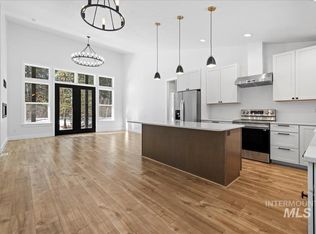 12793 Chuckwagon Rd, Donnelly, ID 83615