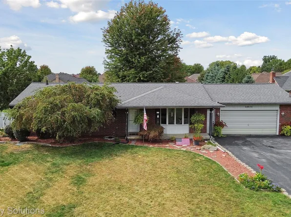 54675 Romeo Plank Rd, Macomb, MI 48042