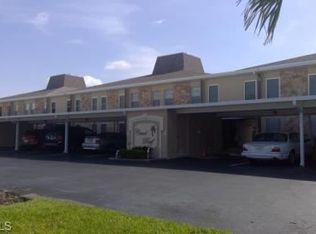 4021 SE 19th Pl APT 205, Cape Coral, FL 33904