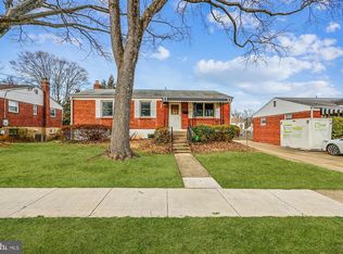 4717 Topping Rd, Rockville, MD 20852