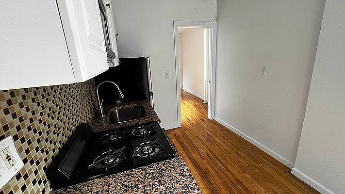 1st image of 367 W 35th St APT 20