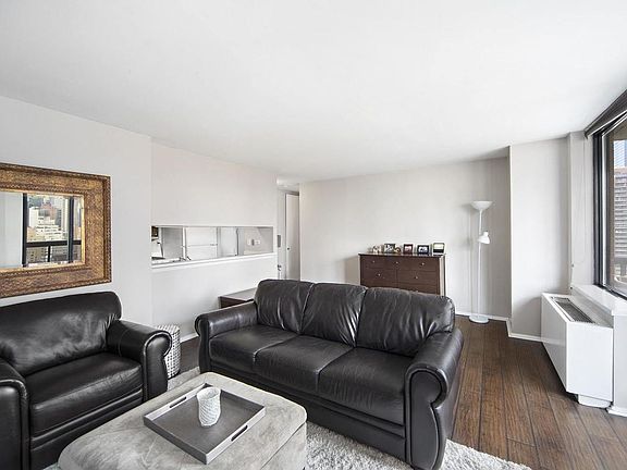 2nd image of 300 E 62nd St APT 2001