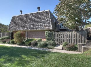 805 Turkey Foot Ct APT 1, Lexington, KY 40502