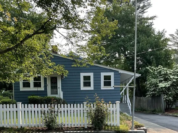 246 Winter St, Whitman, MA 02382
