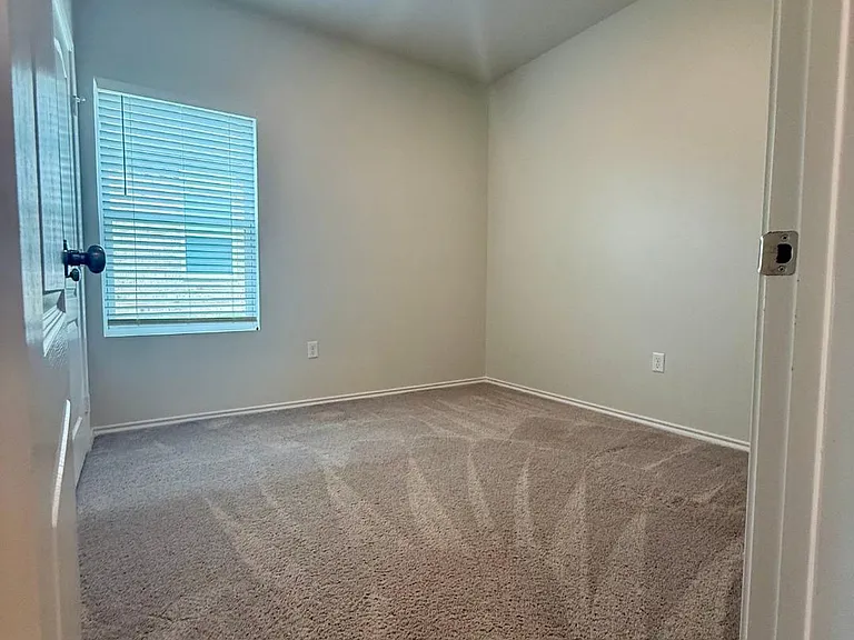 1128 Mission Creek Dr — Photo 17