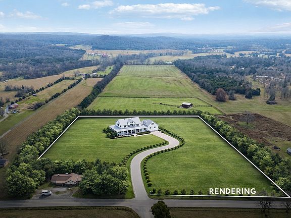 3rd image of 2 Flat Creek Rd