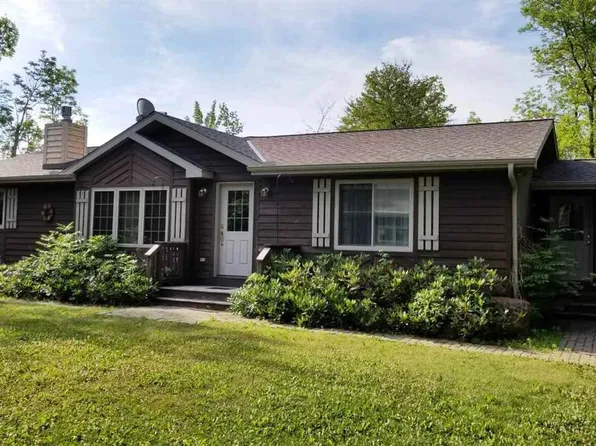 241 Noren Rd, Iron River, MI 49935