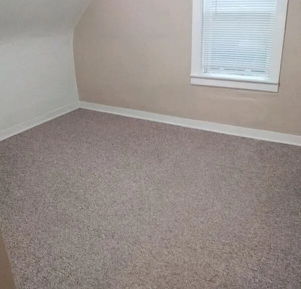 610 Church Ave — Photo 6