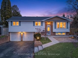 602 Clare Pl, Burlington, ON L7L4Z7