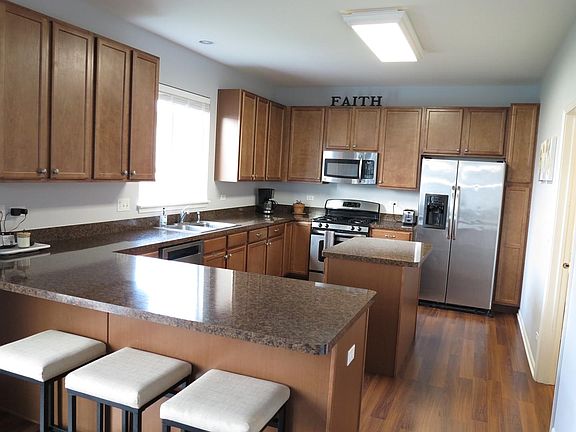 3rd image of 1450 Baroque Ave