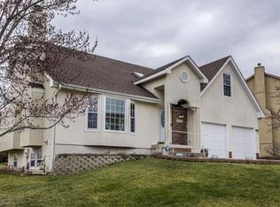 1515 SW Jeffrey Dr, Lees Summit, MO 64081