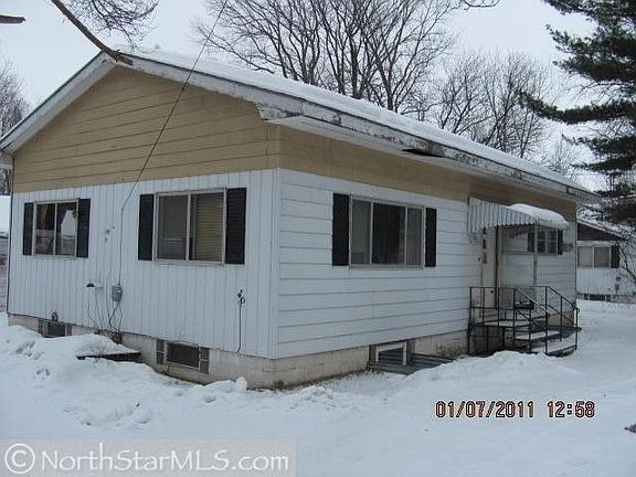 2nd image of 310 3rd St NE