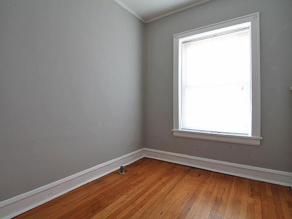 5th image of 134 N Humphrey Ave APT 3W