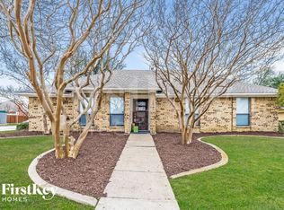 2626 Fallcreek Dr, Carrollton, TX 75006