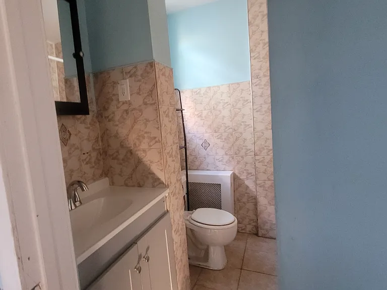 341 Avenue E #3 — Photo 5