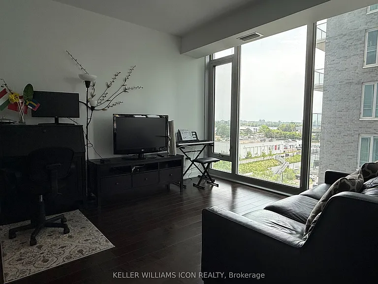 111 Champagne Ave S #511 — Photo 14