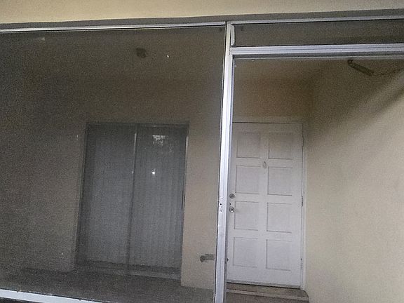2nd image of 5375 SW 40th Ave