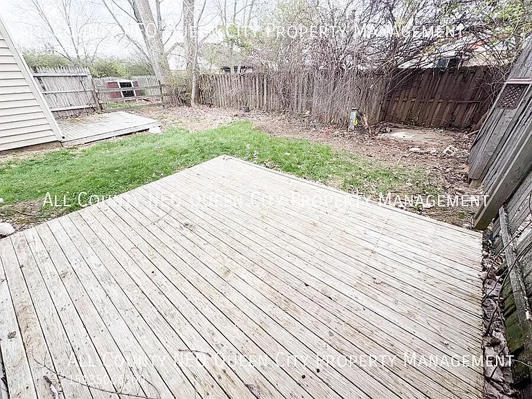 2745 Brookshire Ln — Photo 24