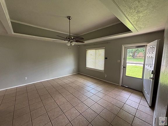 3rd image of 3507 Sabine Ave