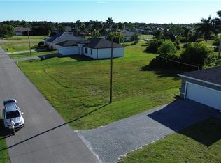 2012 NW 24th Pl, Cape Coral, FL 33993