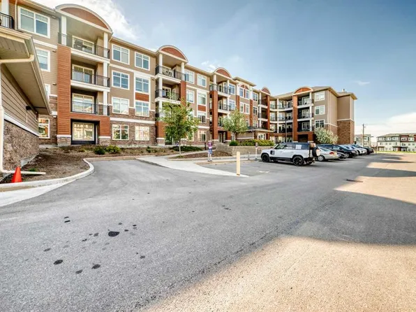 3727 SW Sage Hill Dr NW #1212, Calgary, AB T3R 1T7