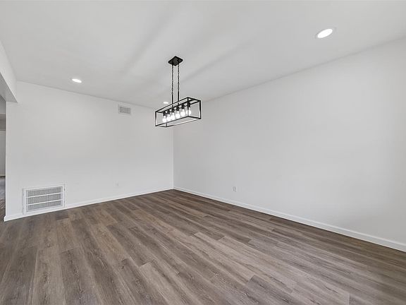 5th image of 9931 Old Orchard Rd