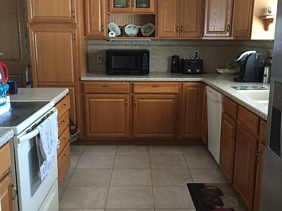 4th image of 2912 Cheyenne Dr
