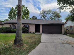8407 Pebbledowne Dr, Houston, TX 77064