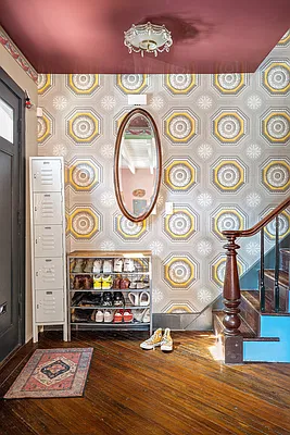 Sold by Compass | media 6