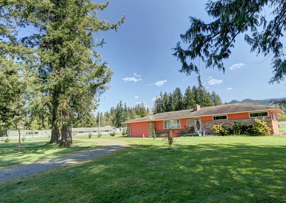 1st image of 41002 292nd Ave SE