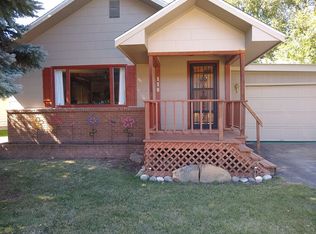122 N Montana Ave, Absarokee, MT 59001