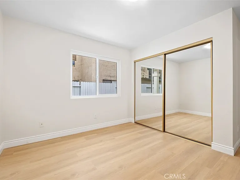 1009N N Parton St — Photo 14