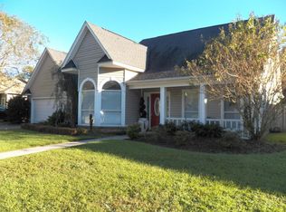 2367 Park Place Dr, Gulfport, MS 39507