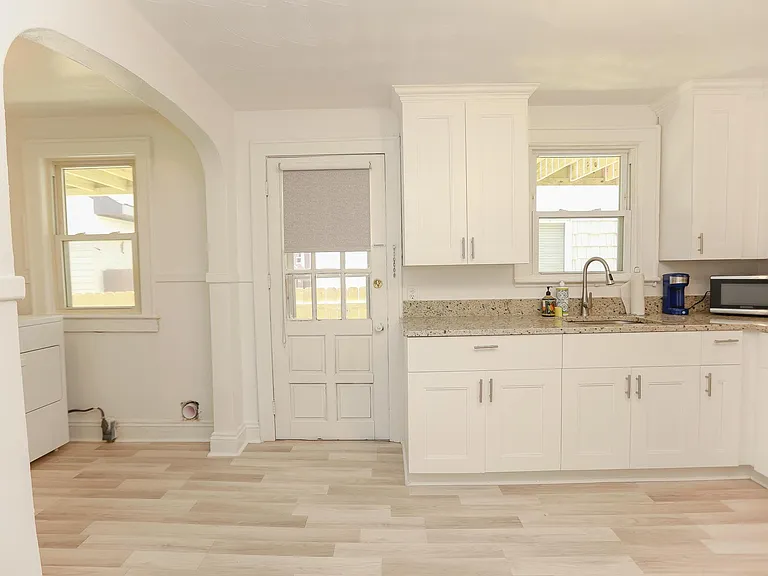 1210 W Ocean View Ave #2 — Photo 15