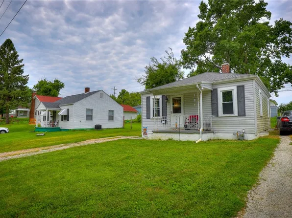 621 N Moffet Ln, Decatur, IL 62522