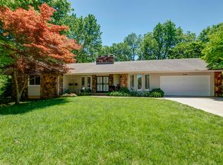 1946 E Cardinal St, Springfield, MO 65804